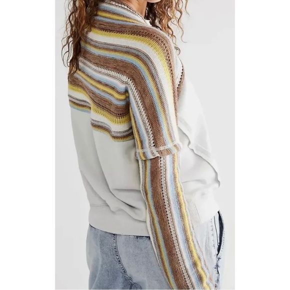 Free People Sweaters - NWT WE THE Free People Size Medium Lake Tahoe Sweatshirt size S
Retail $138